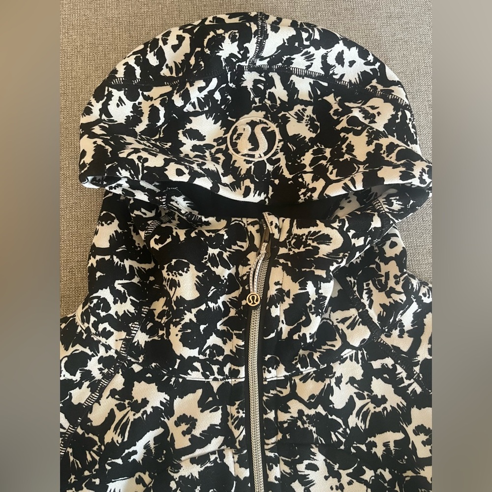 Lululemon Vintage Full-Zip Scuba Hoodie – Size 4